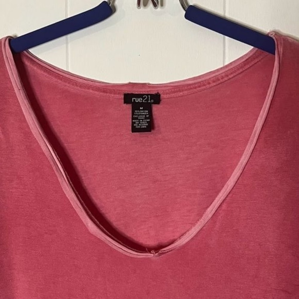 Rue 21 Peach V-neck Short Sleeve Blouse - Picture 5 of 5